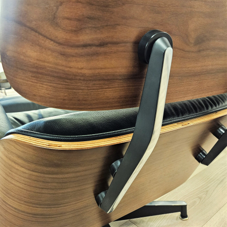 Кресло Eames Lounge черное в коже